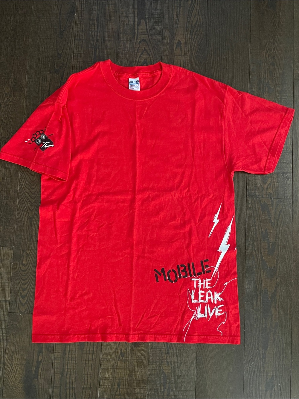 Vintage Y2K MTV the leak live t shirt